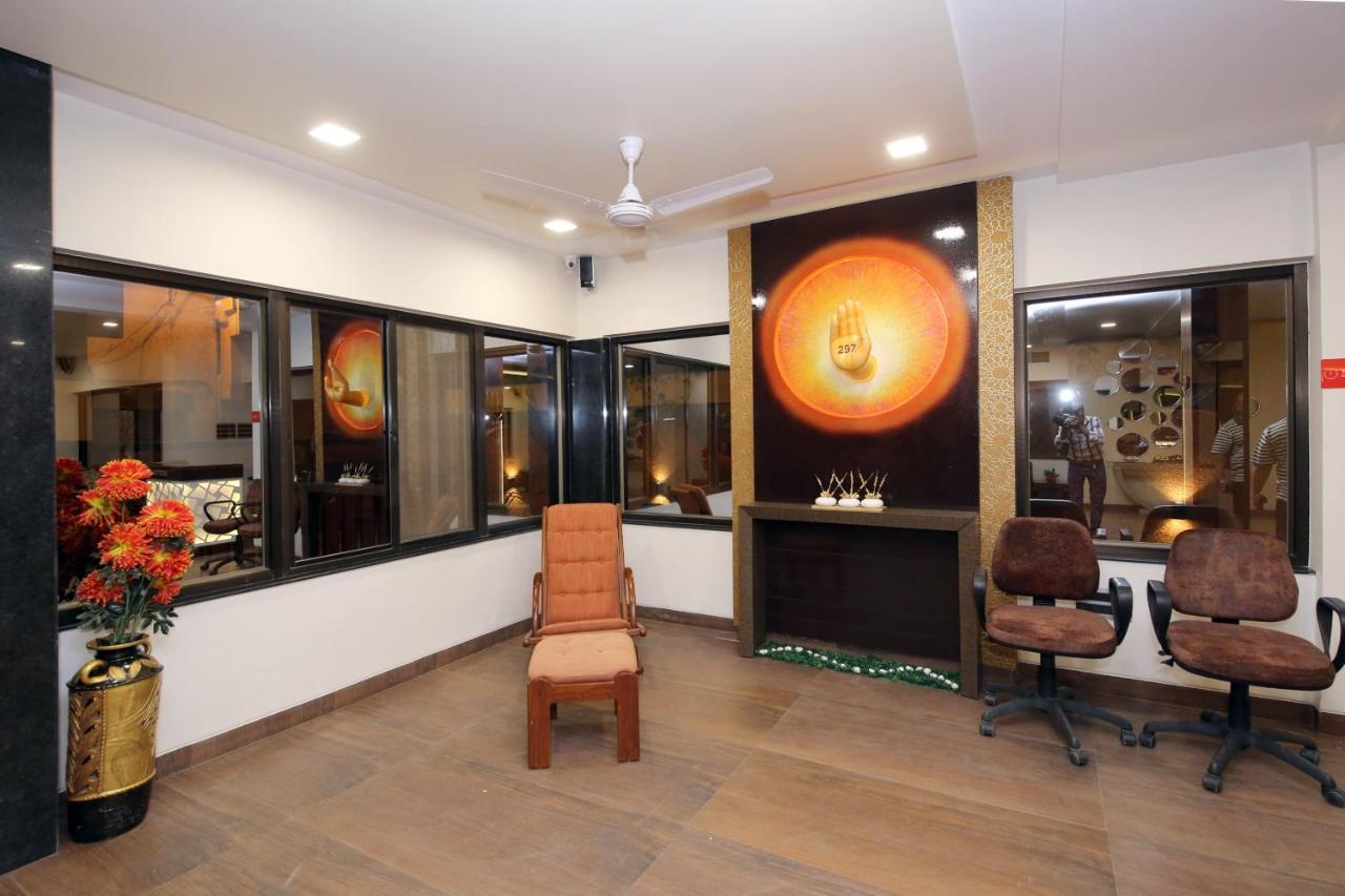 Capital O 36691 Hotel Aashirwad Inn Jabalpur Esterno foto