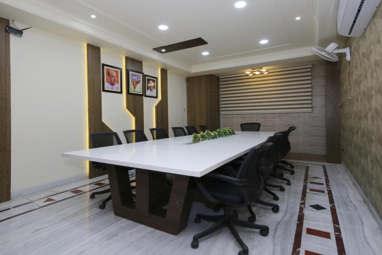 Capital O 36691 Hotel Aashirwad Inn Jabalpur Esterno foto